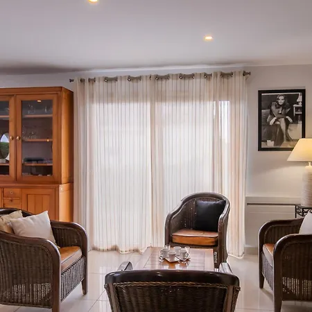 Holiday home Brign' By Interhome Plouneour-Trez